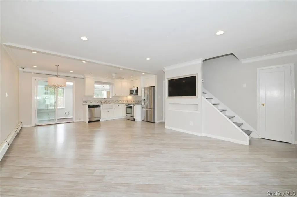 4000 Avoca Avenue Bethpage NY 11714