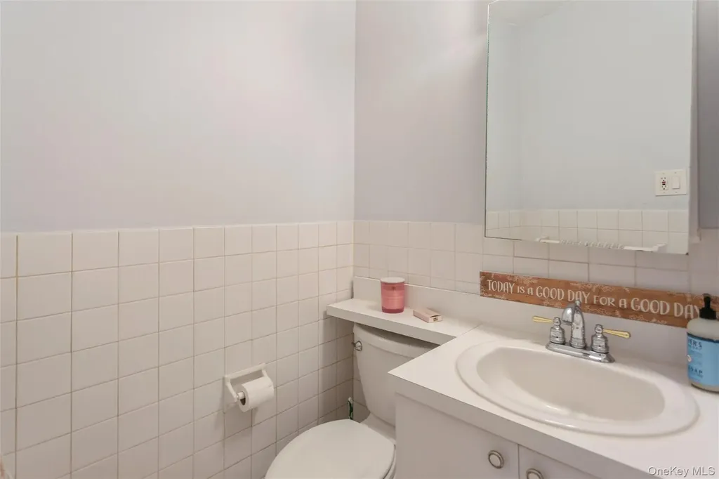740 E Broadway Long Beach NY 11561