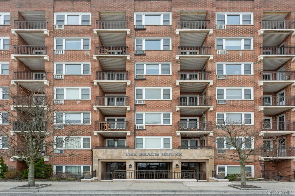 740 E Broadway Long Beach NY 11561
