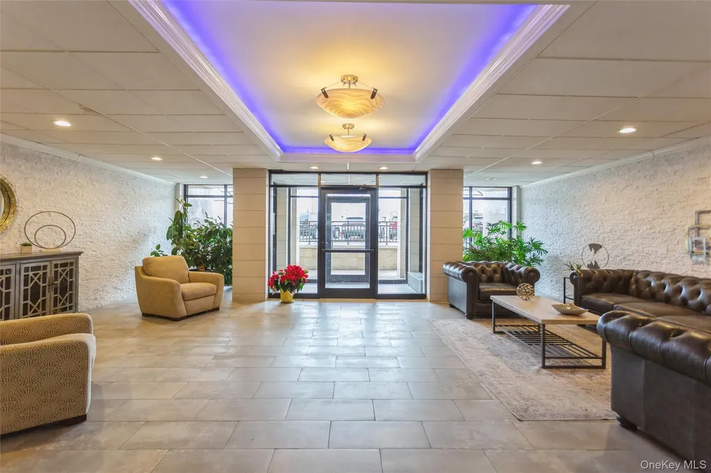 740 E Broadway Long Beach NY 11561