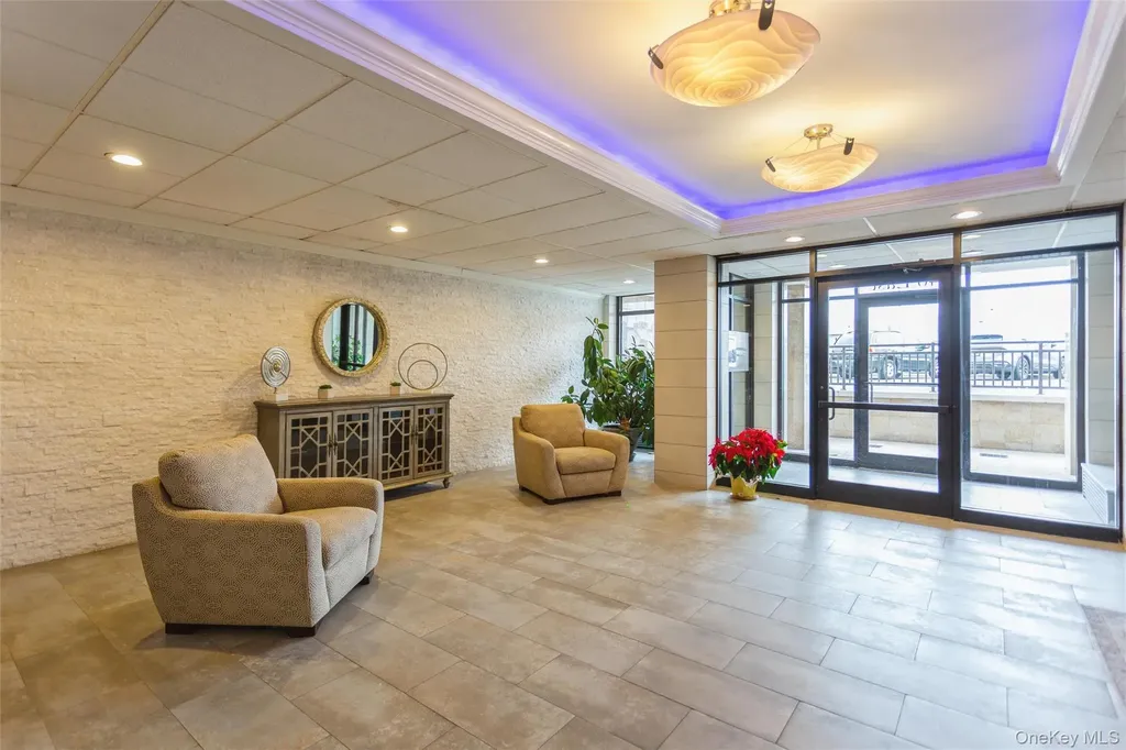 740 E Broadway Long Beach NY 11561