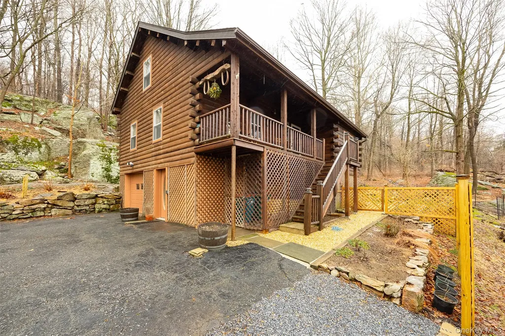 79 E Hook Cross Road Hopewell Junction NY 12533