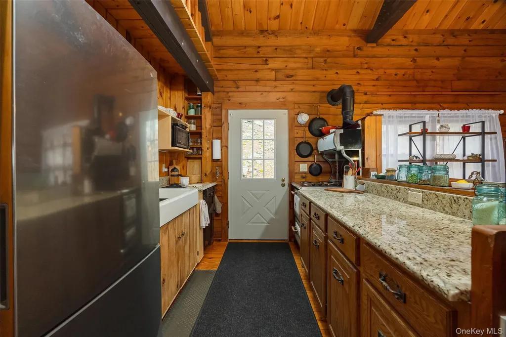 79 E Hook Cross Road Hopewell Junction NY 12533
