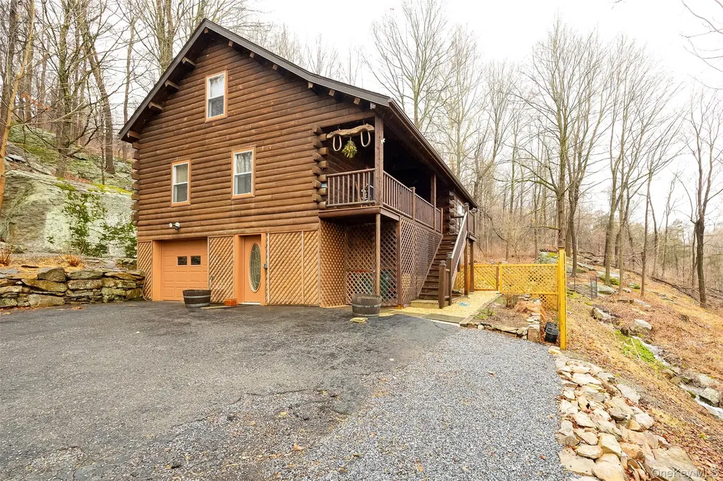 79 E Hook Cross Road Hopewell Junction NY 12533