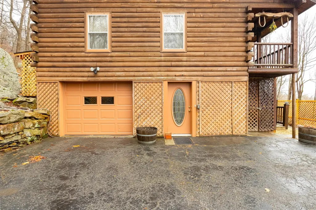 79 E Hook Cross Road Hopewell Junction NY 12533