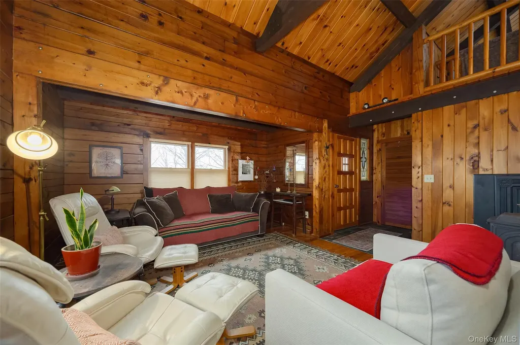 79 E Hook Cross Road Hopewell Junction NY 12533