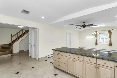 81-43 262nd Street Glen Oaks NY 11004