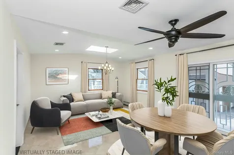 81-43 262nd Street Glen Oaks NY 11004
