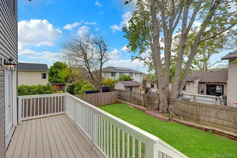 1010 California Place S Island Park NY 11558