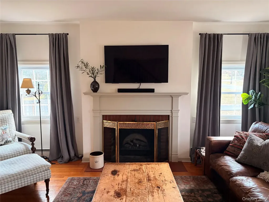 5 Sunrise Terrace New Windsor NY 12553