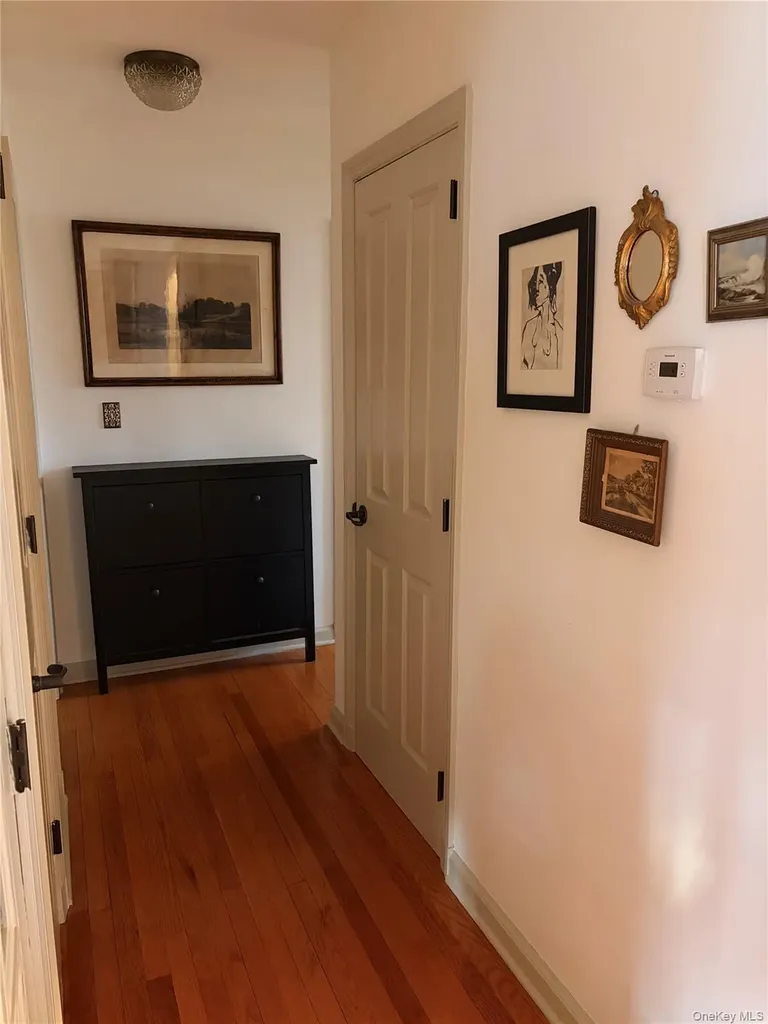 5 Sunrise Terrace New Windsor NY 12553