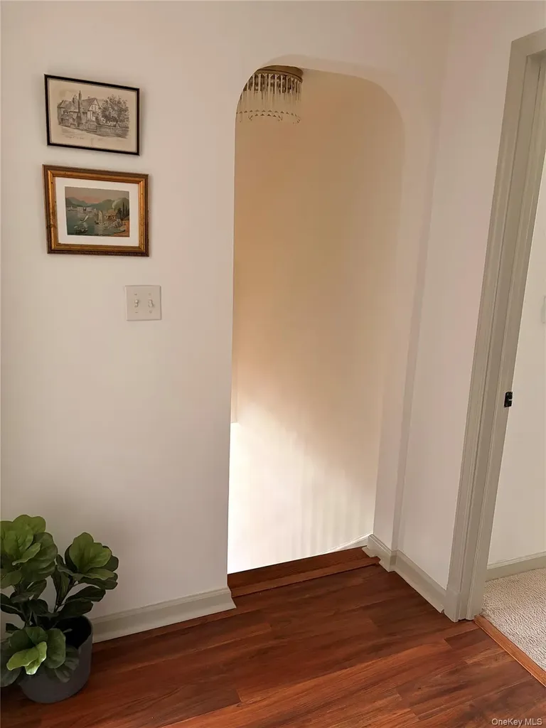 5 Sunrise Terrace New Windsor NY 12553