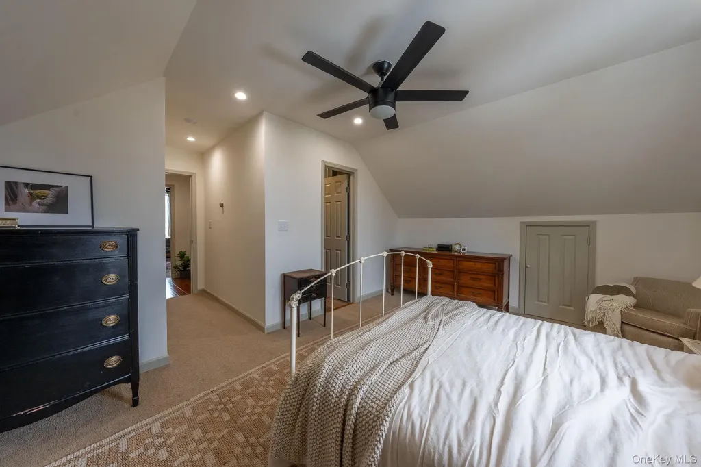 5 Sunrise Terrace New Windsor NY 12553