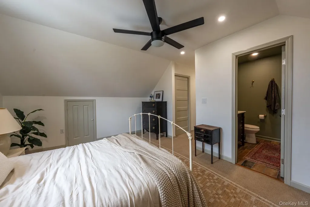 5 Sunrise Terrace New Windsor NY 12553