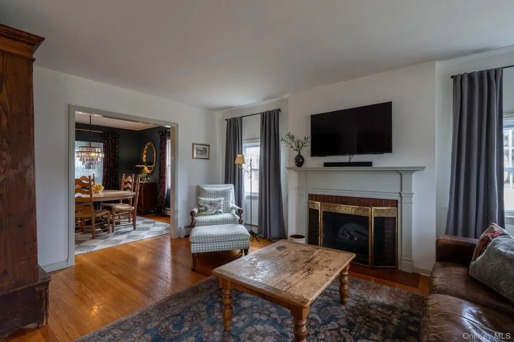 5 Sunrise Terrace New Windsor NY 12553