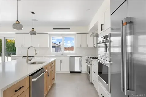 141 Flamingo Street Atlantic Beach NY 11509