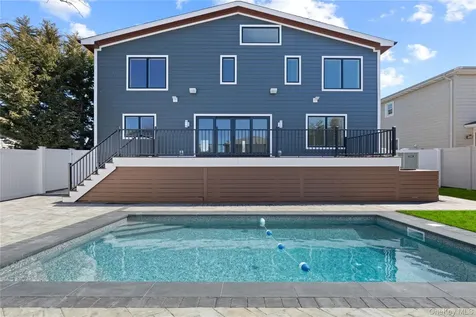 141 Flamingo Street Atlantic Beach NY 11509