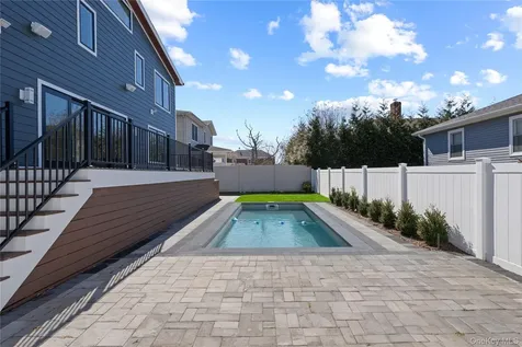 141 Flamingo Street Atlantic Beach NY 11509