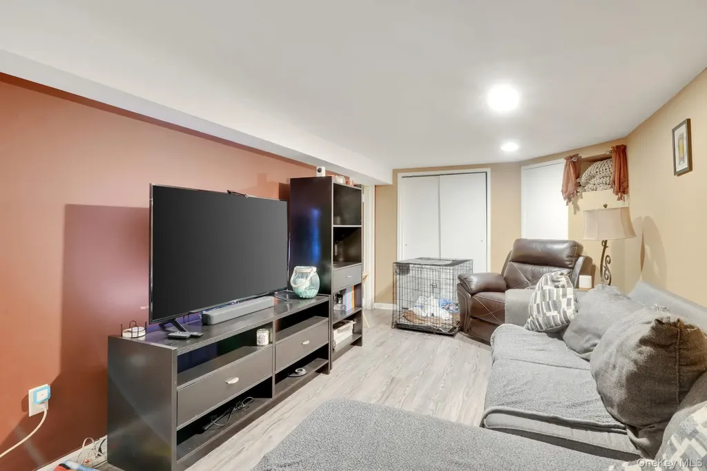 16255 12th Avenue Whitestone NY 11357