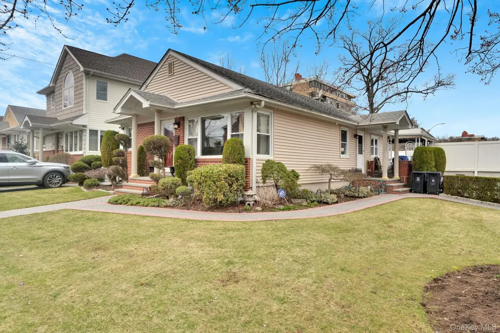 16255 12th Avenue Whitestone NY 11357