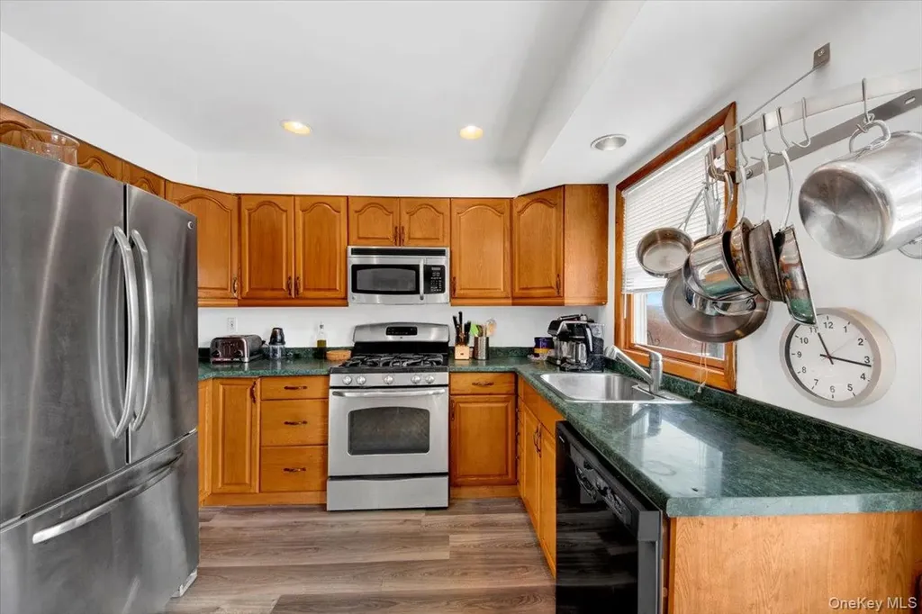 32 Highland Avenue Warwick NY 10990