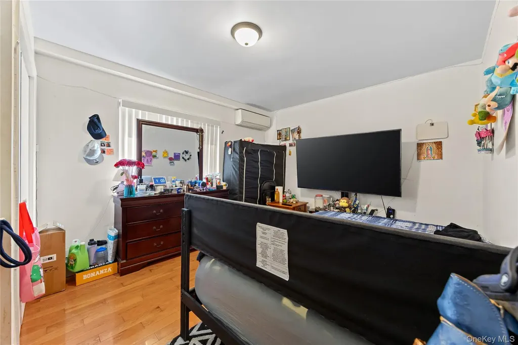 13006 58th Road Flushing NY 11355