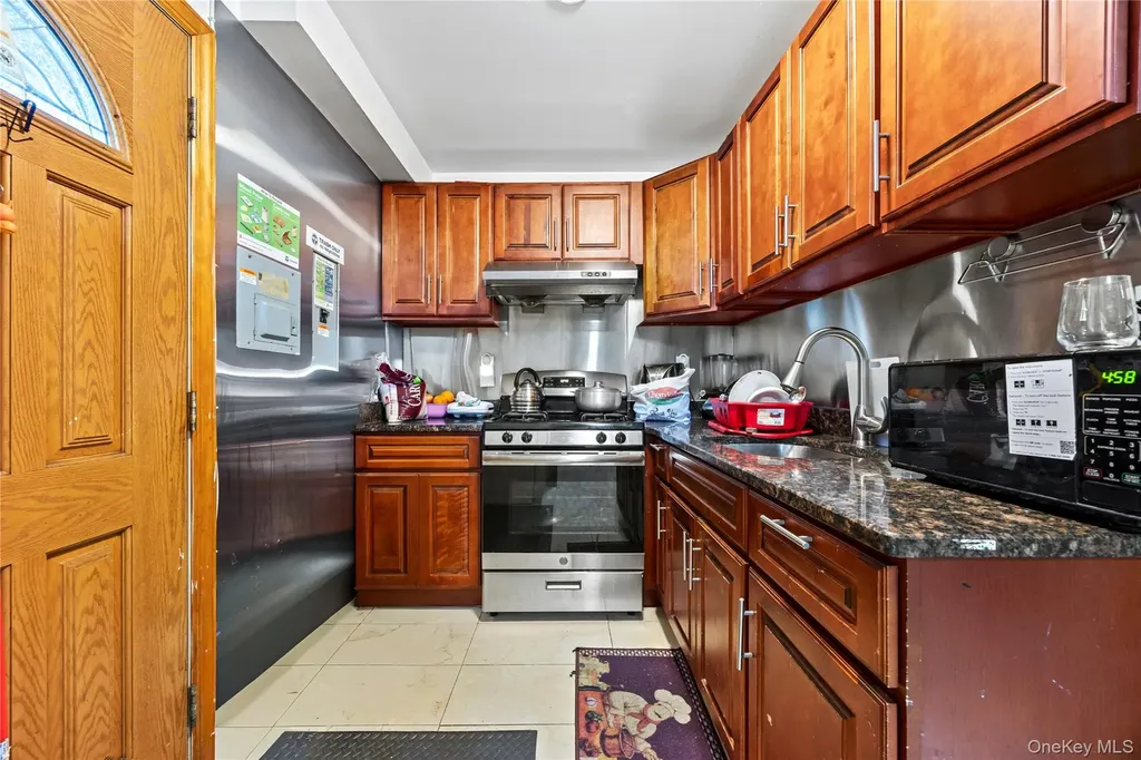 13006 58th Road Flushing NY 11355