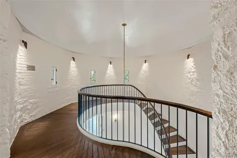 61 Evarts Hill Garrison NY 10524