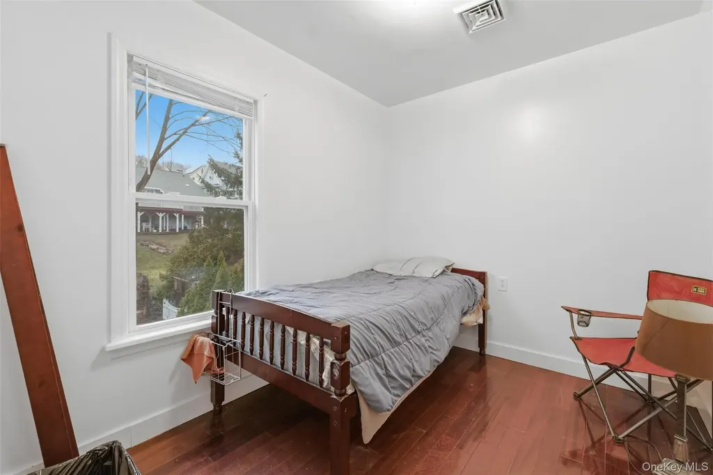 127 E Chester Street Kingston NY 12401