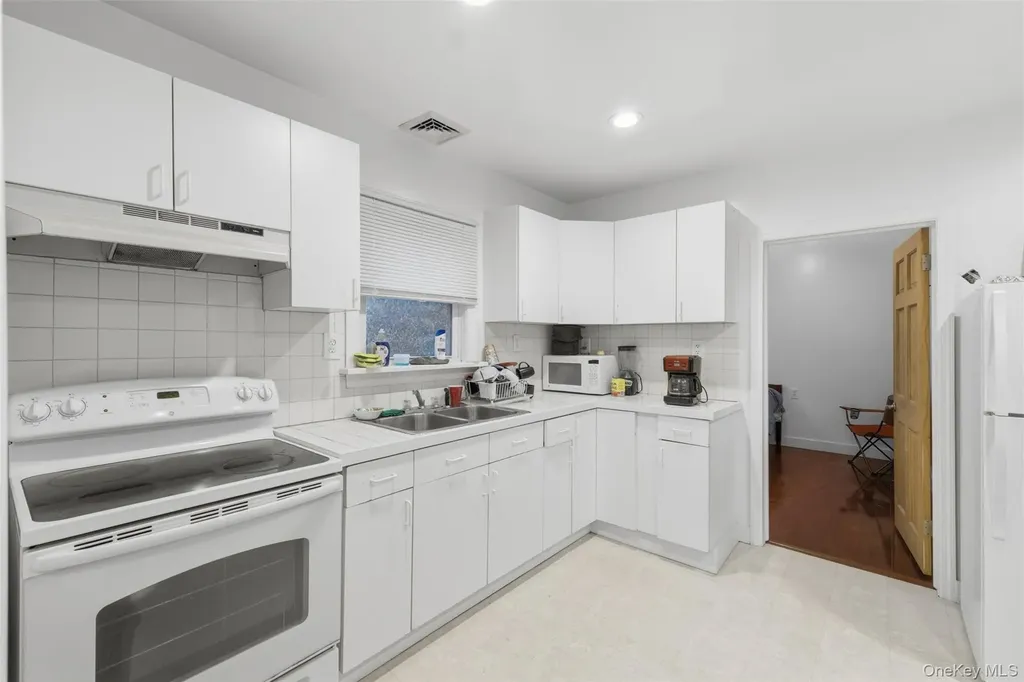 127 E Chester Street Kingston NY 12401