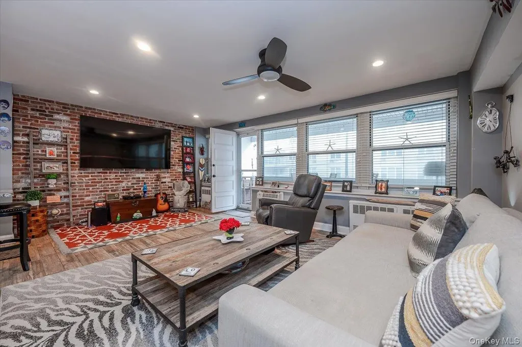 711 Shore Road Long Beach NY 11561