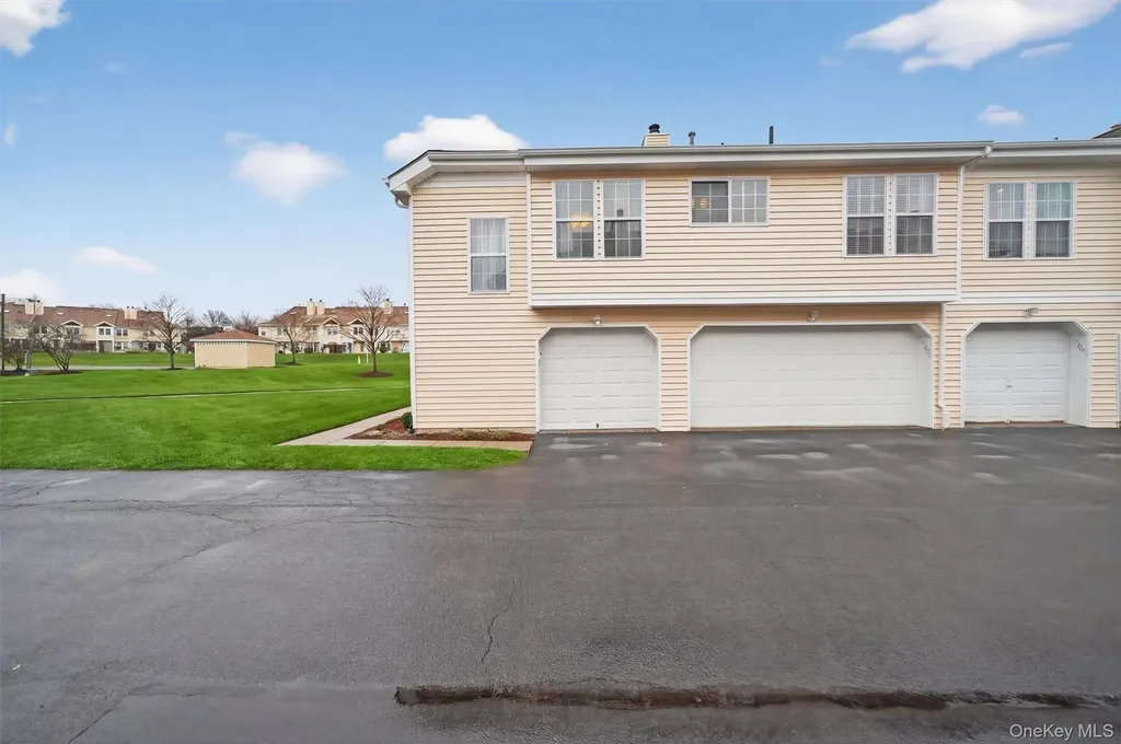 3601 Whispering Hills Chester NY 10918