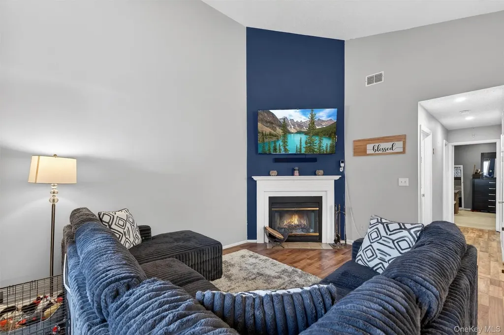 3601 Whispering Hills Chester NY 10918