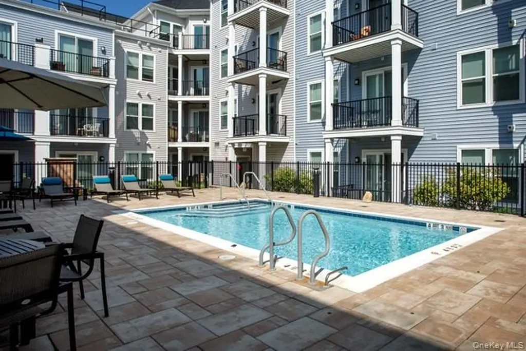 116 Searing Avenue Mineola NY 11501