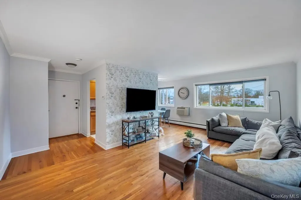 355 Route 111 Smithtown NY 11787