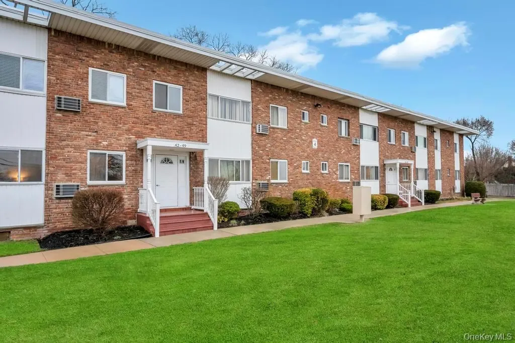 355 Route 111 Smithtown NY 11787