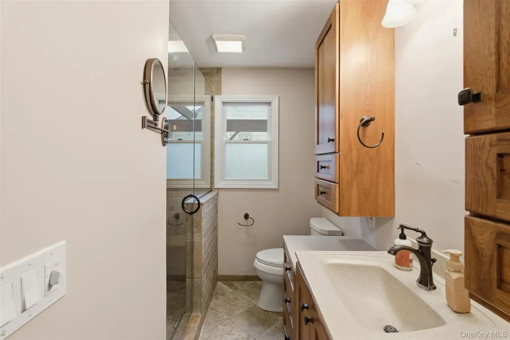 87 Capt Shankey Drive Garnerville NY 10923