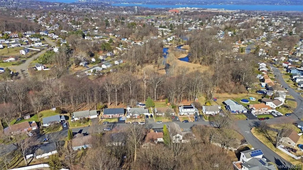 87 Capt Shankey Drive Garnerville NY 10923