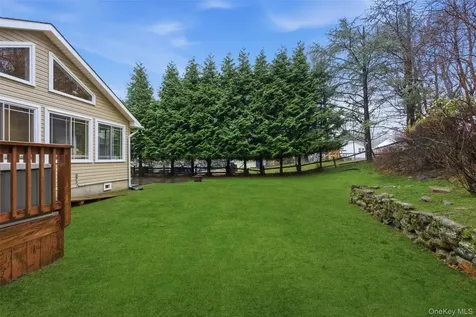 87 Capt Shankey Drive Garnerville NY 10923