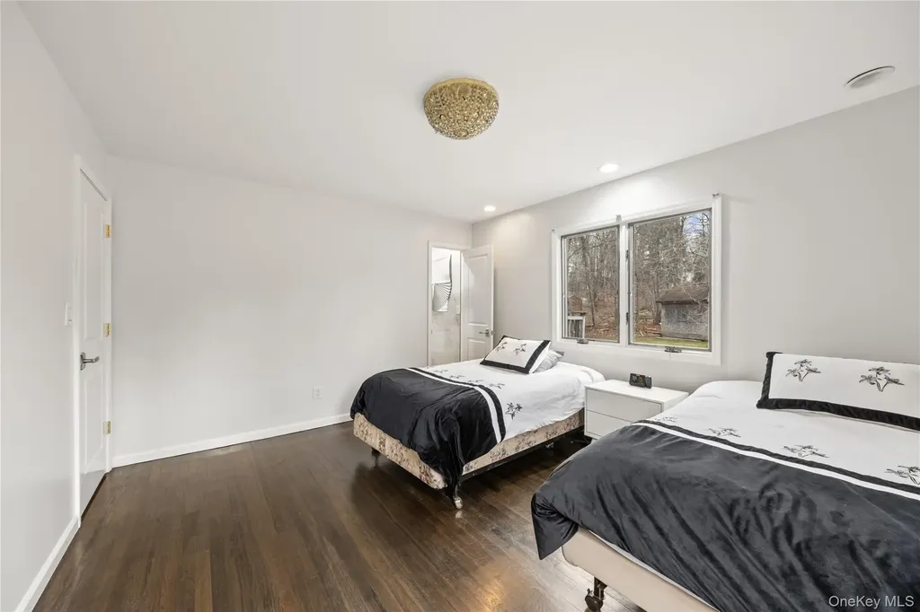 1 Darby Road Airmont NY 10952