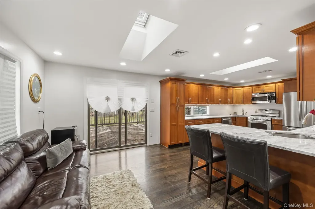 1 Darby Road Airmont NY 10952