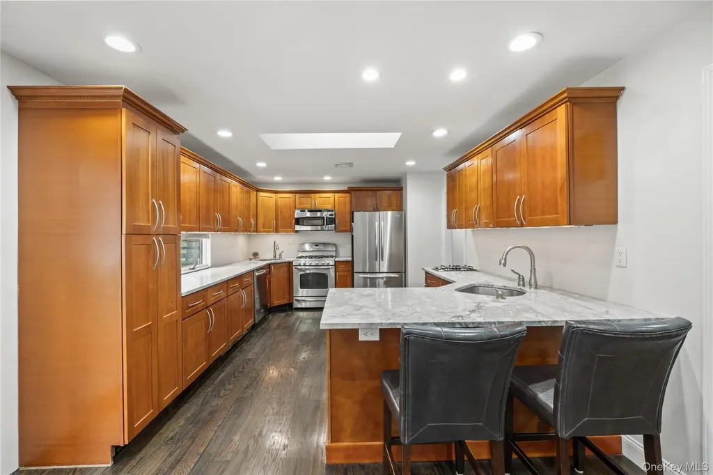 1 Darby Road Airmont NY 10952