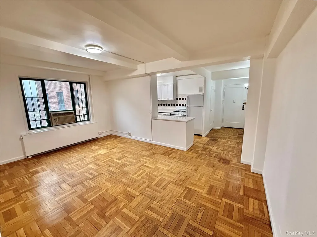 1735 Purdy Street Bronx NY 10462
