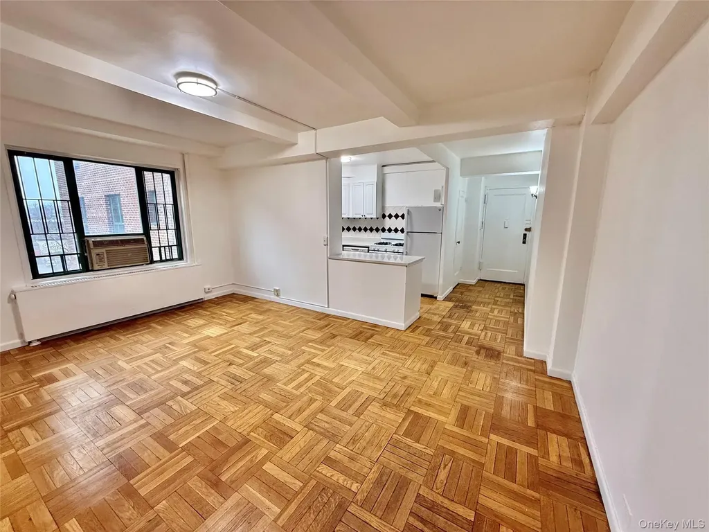1735 Purdy Street Bronx NY 10462
