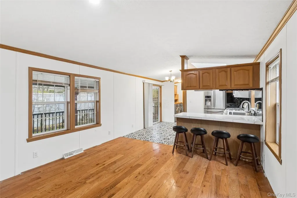 37 Hubbard Avenue #5 Riverhead NY 11901