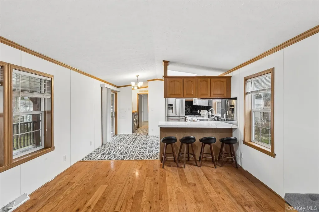 37 Hubbard Avenue #5 Riverhead NY 11901