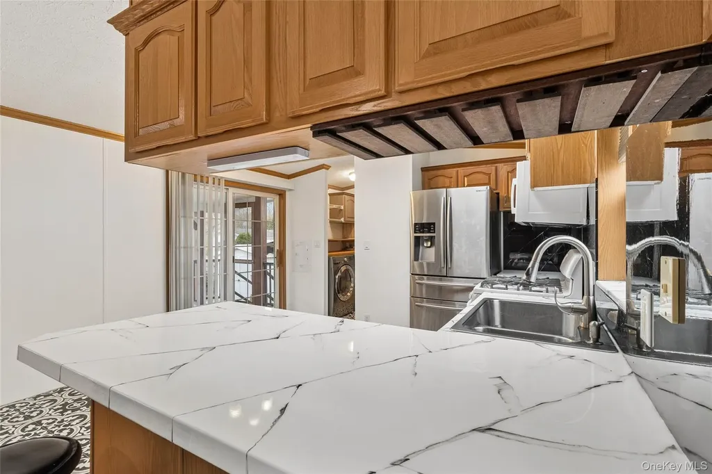 37 Hubbard Avenue #5 Riverhead NY 11901