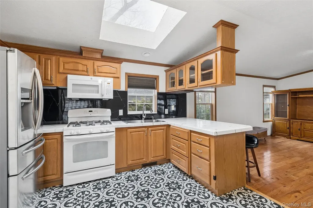 37 Hubbard Avenue #5 Riverhead NY 11901