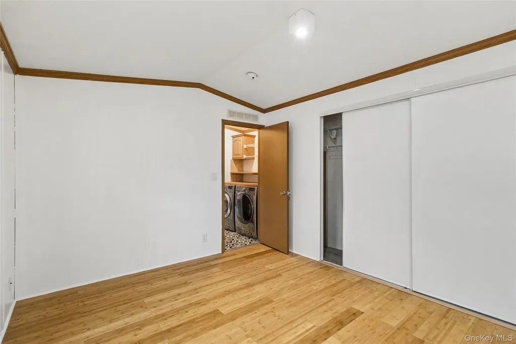 37 Hubbard Avenue #5 Riverhead NY 11901