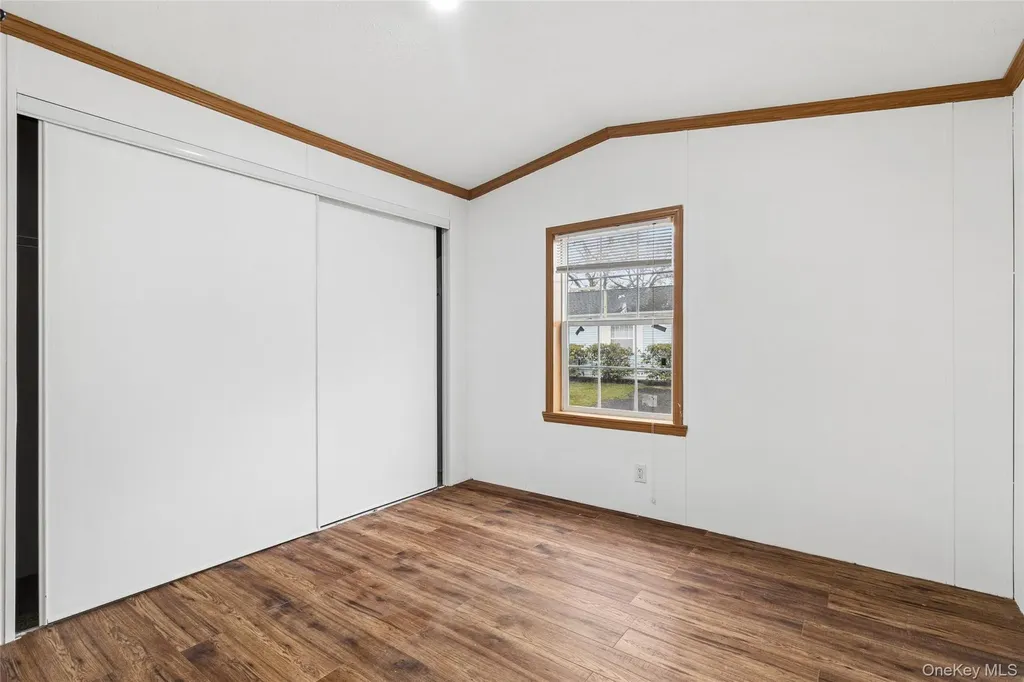 37 Hubbard Avenue #5 Riverhead NY 11901